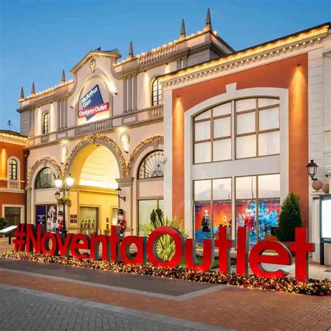 The best outlet malls in Italy .